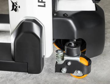 Elektrischer Geh-Hubwagen von Bobcat | Unimax AG